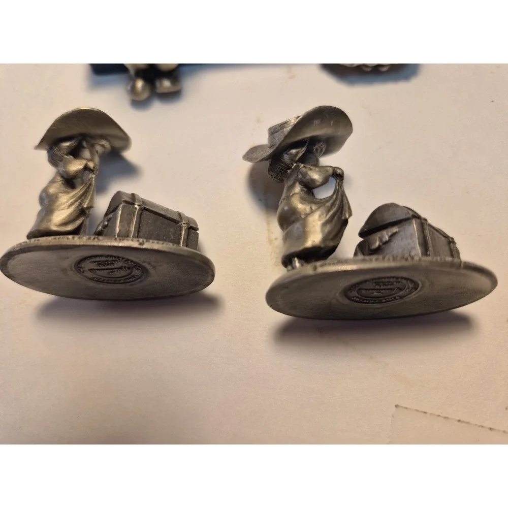 5 Pcs of Pewter Mini Figures 2 In. Tall 1 In Wd 1980's Vtg 2 Shelf Sitters